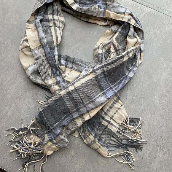 Plaid blue & grey scarf - Picture 2 of 2